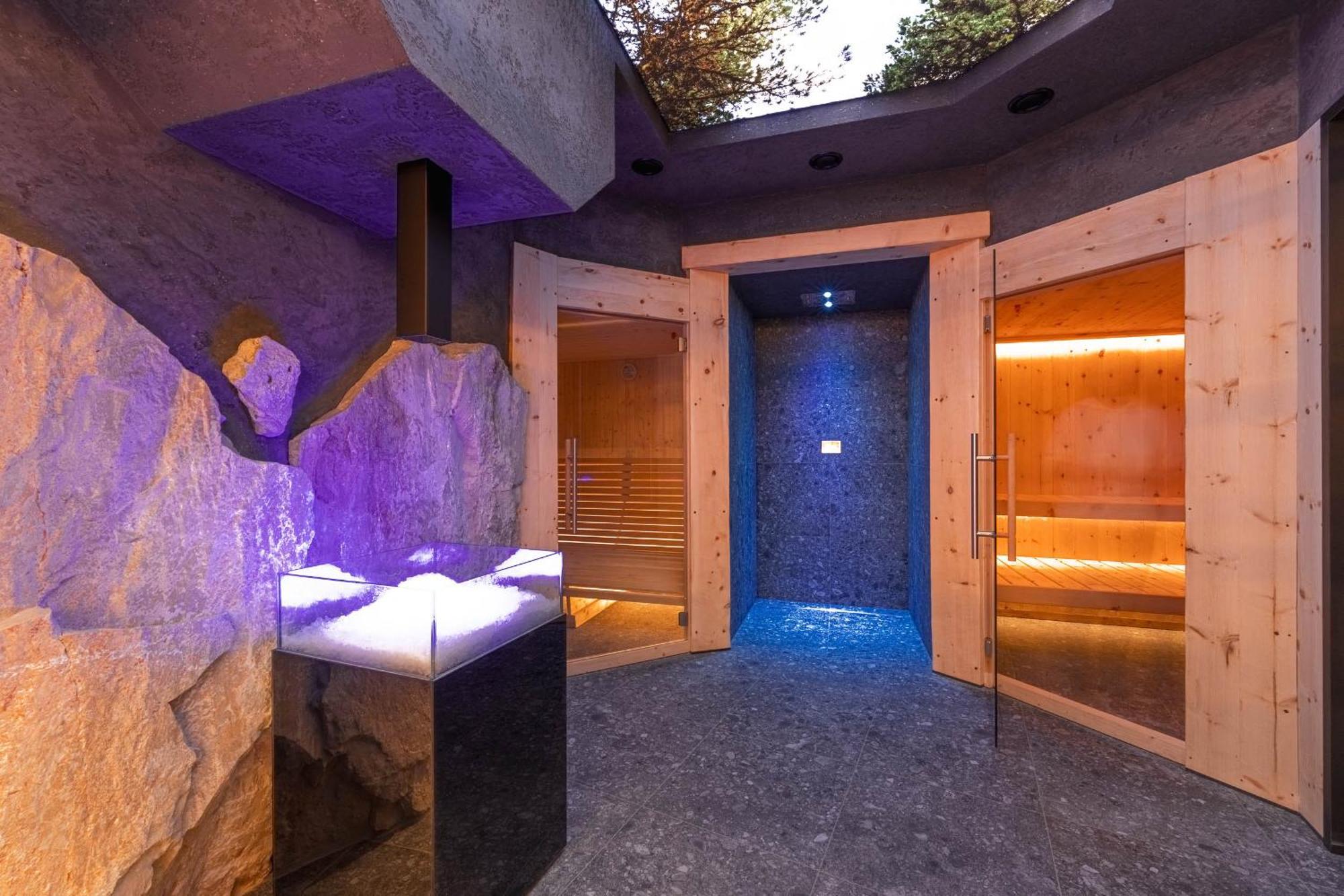 Chalet Elisabeth Dolomites Alpin & Charme Selva di Val Gardena Ngoại thất bức ảnh