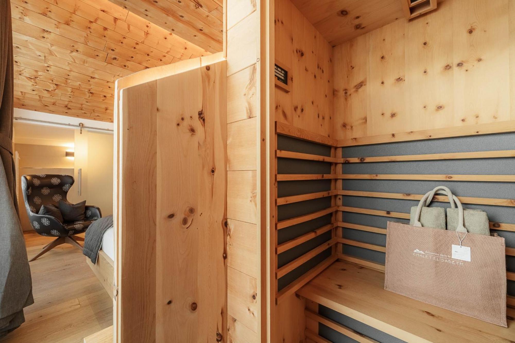 Chalet Elisabeth Dolomites Alpin & Charme Selva di Val Gardena Ngoại thất bức ảnh