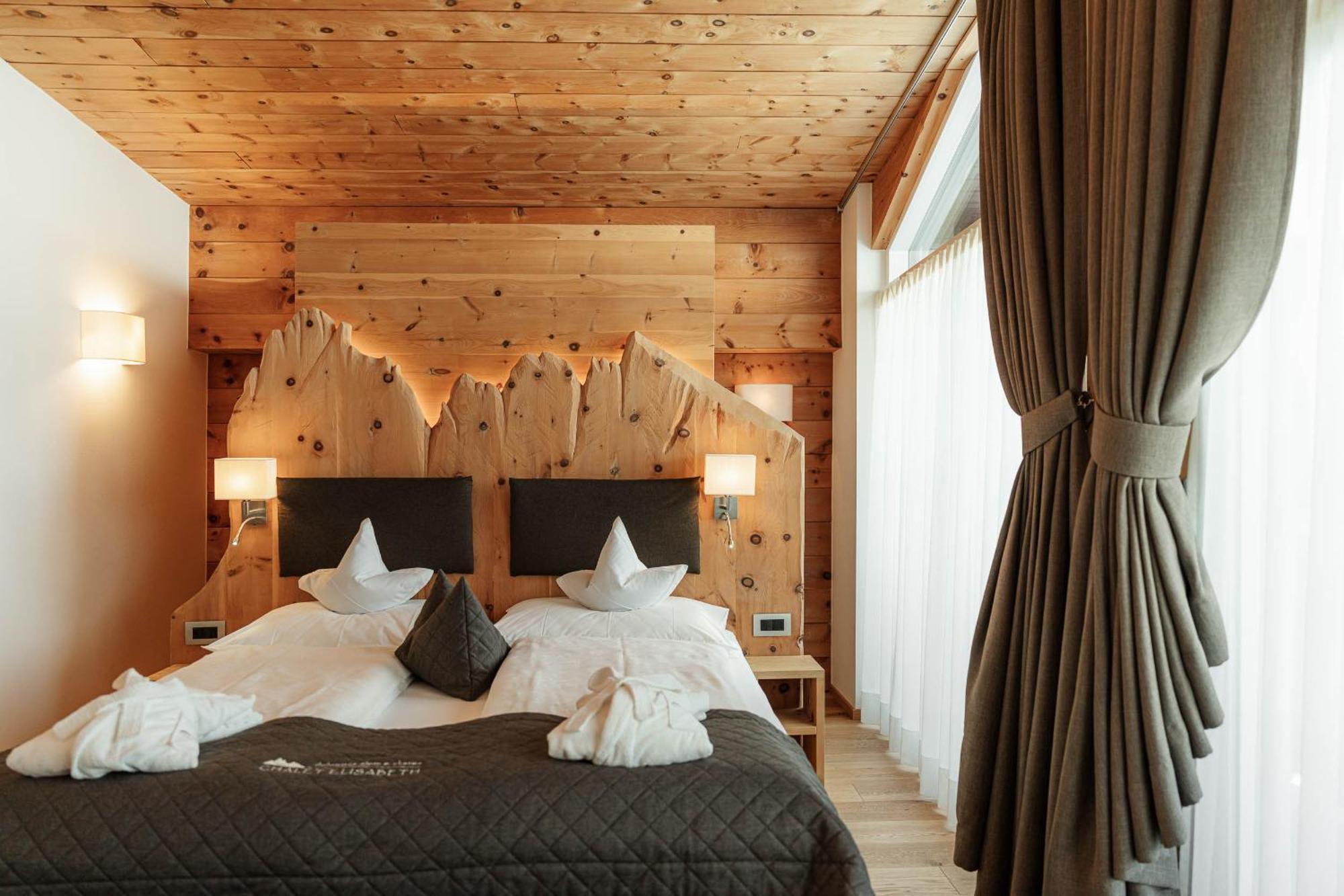 Chalet Elisabeth Dolomites Alpin & Charme Selva di Val Gardena Ngoại thất bức ảnh