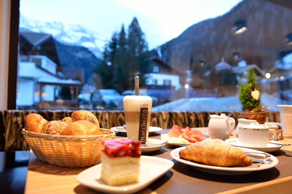 Chalet Elisabeth Dolomites Alpin & Charme Hotel Selva di Val Gardena Ngoại thất bức ảnh